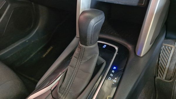 2024-Toyota-Corolla-Cross-18-XI image:19