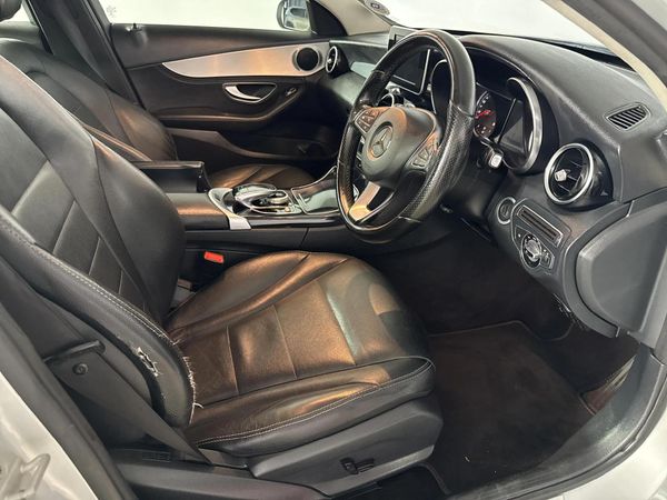 2015-Mercedes-Benz-C-Class-C-200-Auto image:9