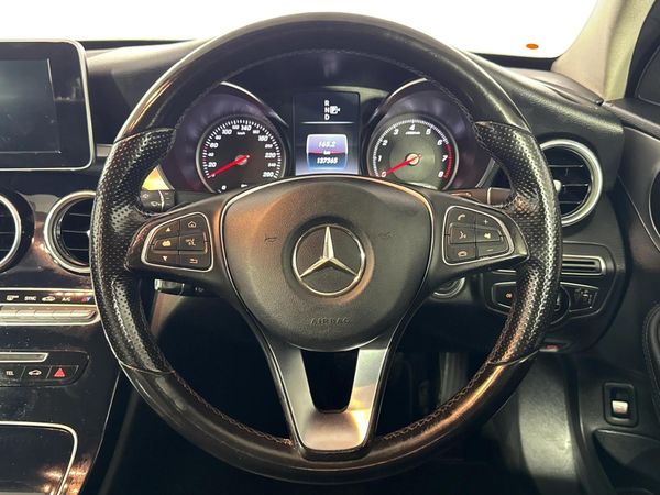 2015-Mercedes-Benz-C-Class-C-200-Auto image:11