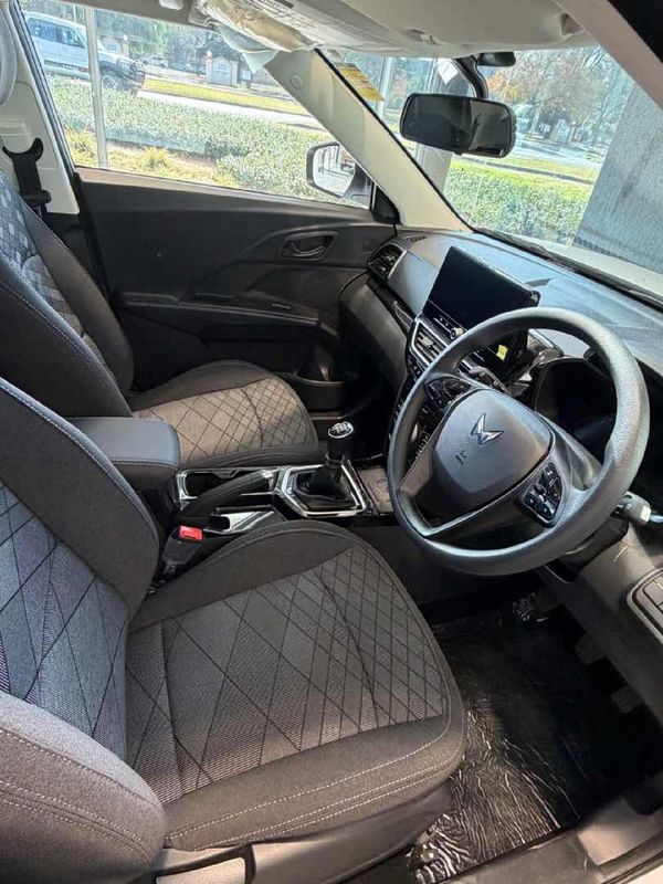 2026-Mahindra-XUV-3XO-12T-MX3 image:13
