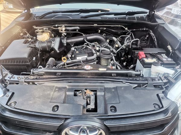 2024-Toyota-Hilux-20-VVTi-Single-Cab-Petrol-Manual image:13