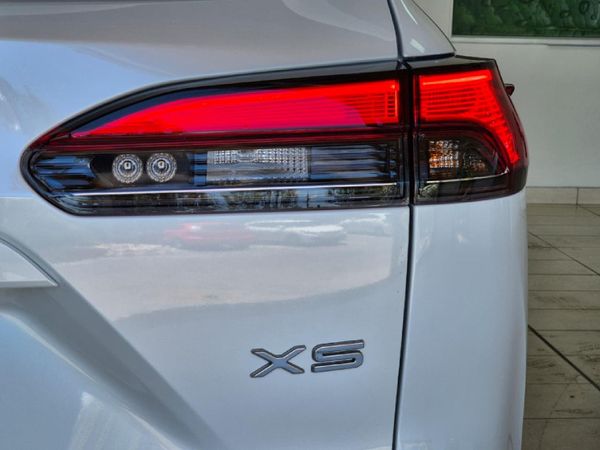 2026-Toyota-Corolla-Cross-18-XS image:7