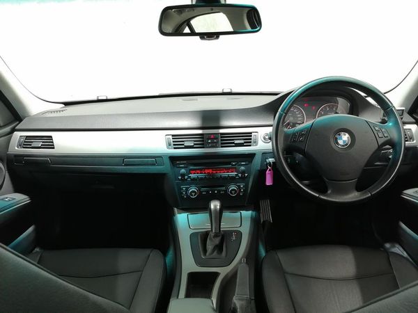 2007-BMW-3-Series-323i-Auto image:6