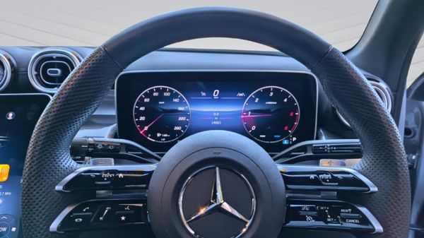2025-Mercedes-Benz-GLC-300D-4Matic image:9
