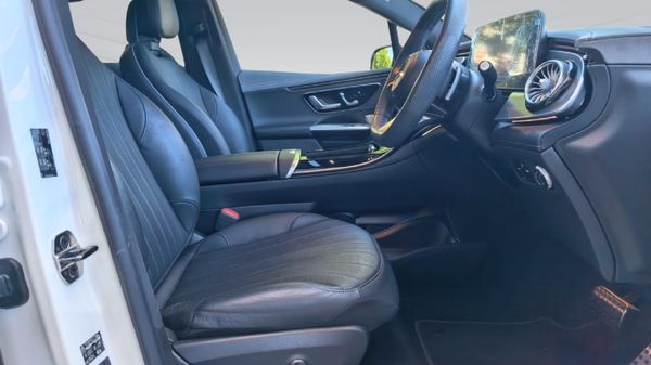2024-Mercedes-Benz-EQE-350-4Matic image:17