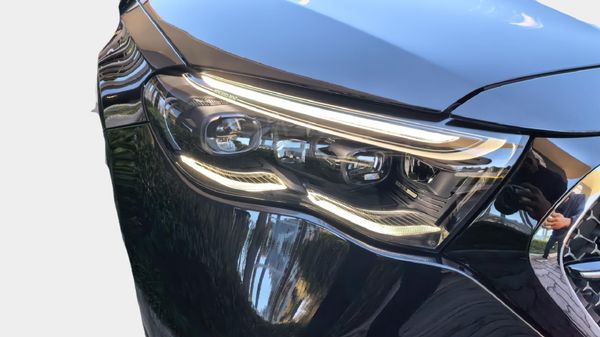 2026-Mercedes-Benz-E-Class-E220d-Avantgarde image:17