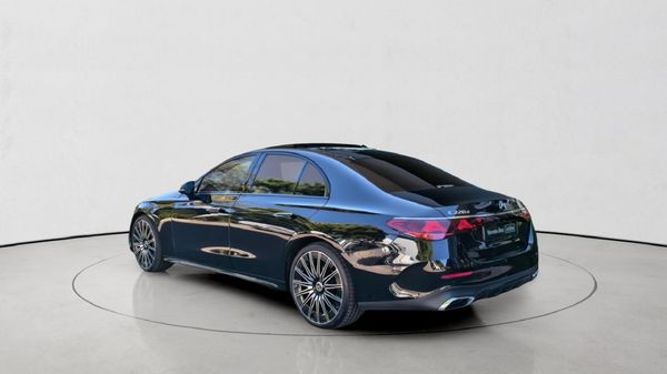 2026-Mercedes-Benz-E-Class-E220d-Avantgarde image:8