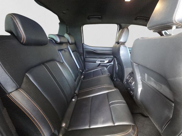 2024-Ford-Ranger-20-Bi-Turbo-Wildtrak-Double-Cab-Auto image:16