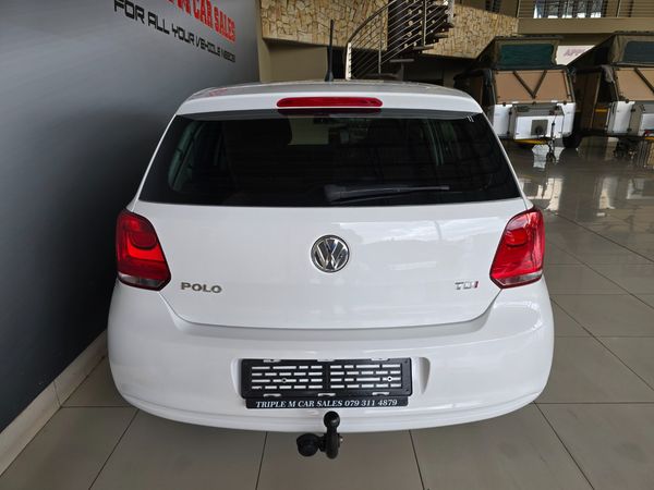 2012-Volkswagen-Polo-16-TDI-Comfortline-5-dr image:4