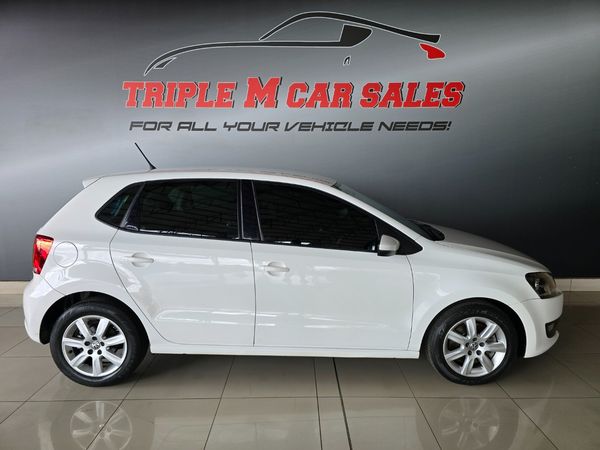 2012-Volkswagen-Polo-16-TDI-Comfortline-5-dr image:6