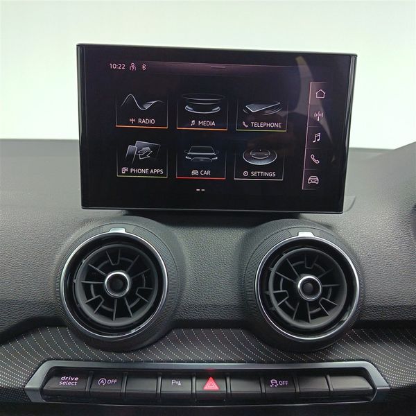 2026-Audi-Q2-35TFSI-Black-Edition image:19
