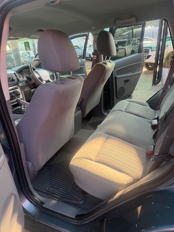 2008-Jeep-Grand-Cherokee-30-CRD-Laredo image:12