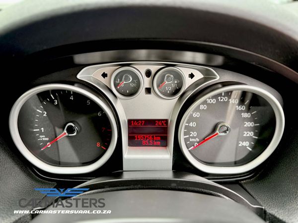 2012-Ford-Kuga-25T-AWD-Trend image:15