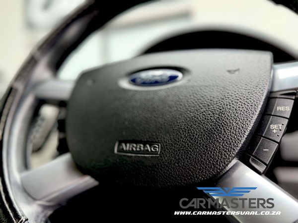 2012-Ford-Kuga-25T-AWD-Trend image:22