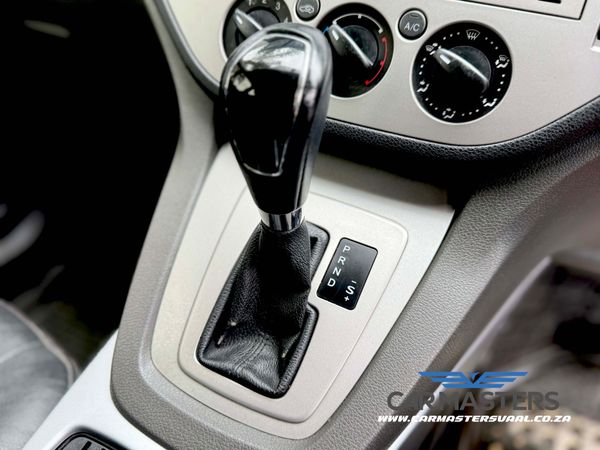 2012-Ford-Kuga-25T-AWD-Trend image:23