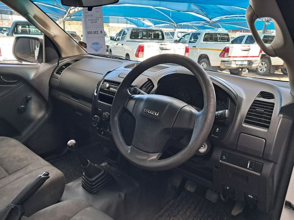 2019-Isuzu-D-Max-D-Max-250-HO-Fleetside image:3