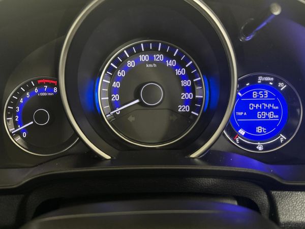 2022-Honda-WR-V-12-Comfort image:2