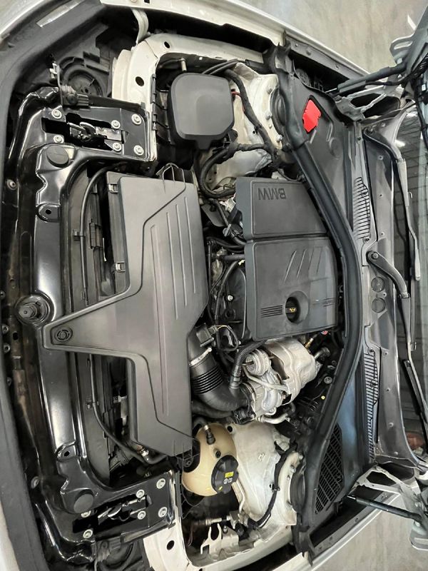 2016-BMW-1-Series-120i-5-dr-Auto image:12