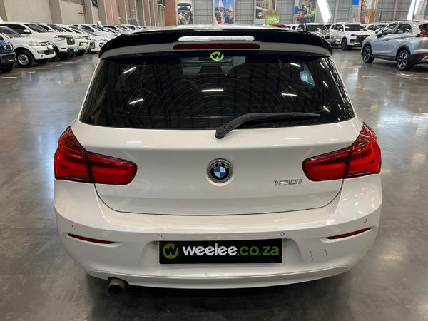 2016-BMW-1-Series-120i-5-dr-Auto image:3