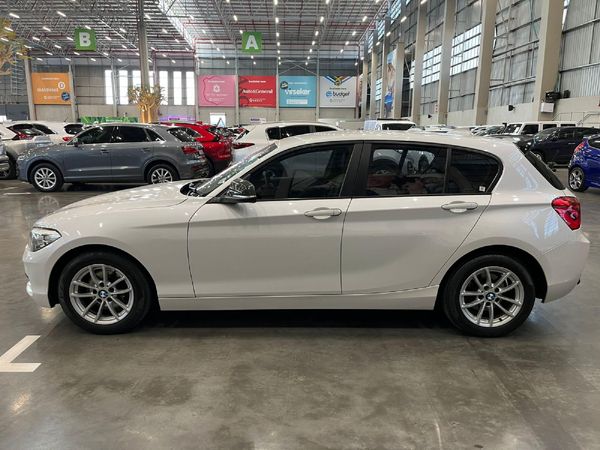 2016-BMW-1-Series-120i-5-dr-Auto image:5
