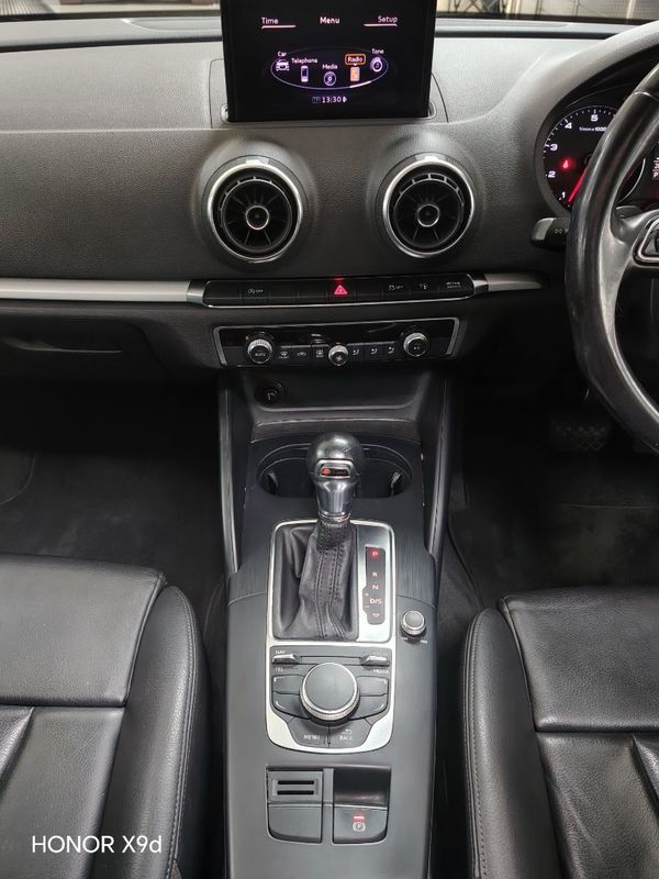 2014-Audi-A3-Sportback-18-TFSI-SE-Auto image:9
