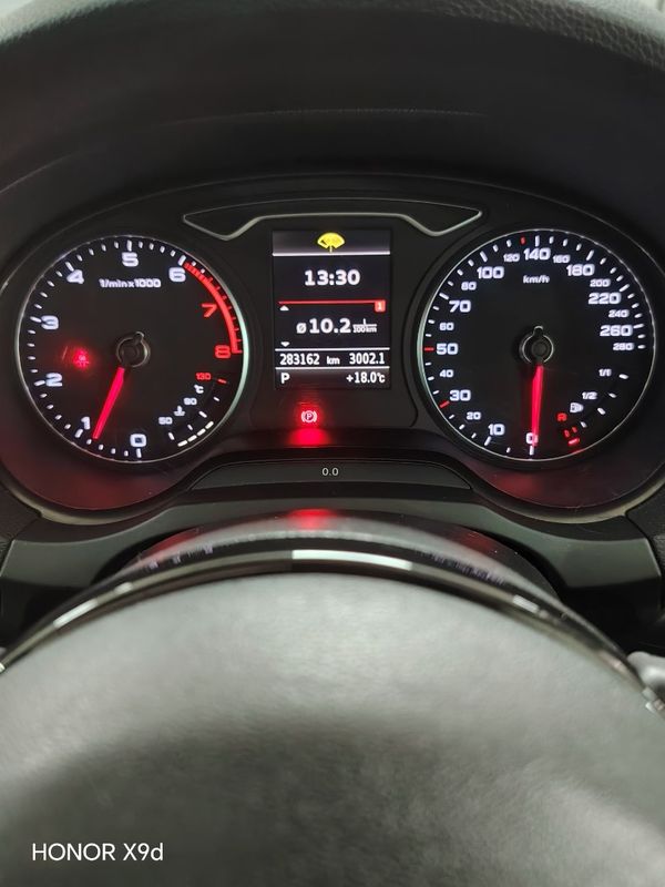 2014-Audi-A3-Sportback-18-TFSI-SE-Auto image:10