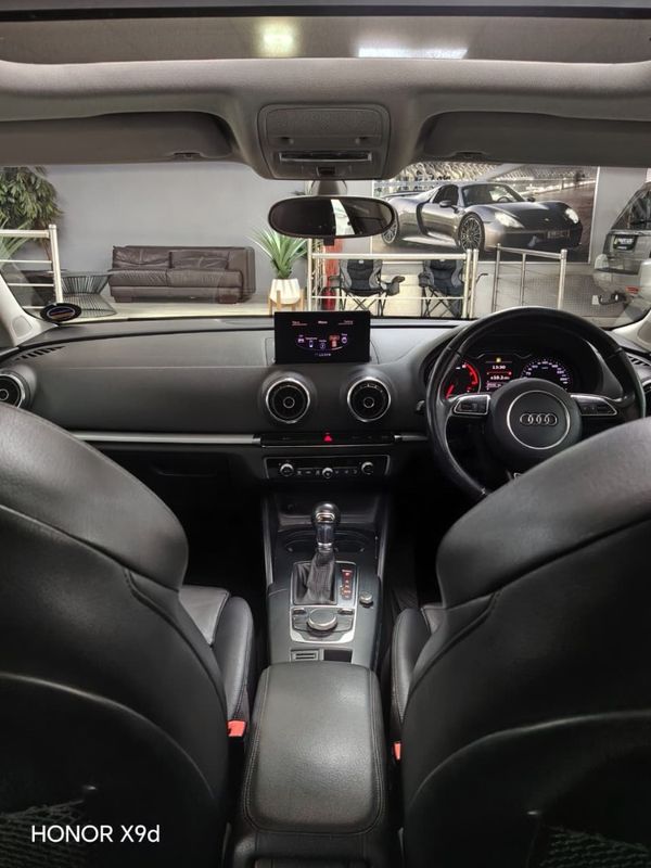 2014-Audi-A3-Sportback-18-TFSI-SE-Auto image:8