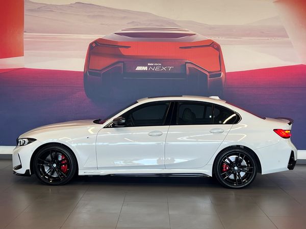 2024-BMW-3-Series-320i-Mzansi-Edition-Auto image:3