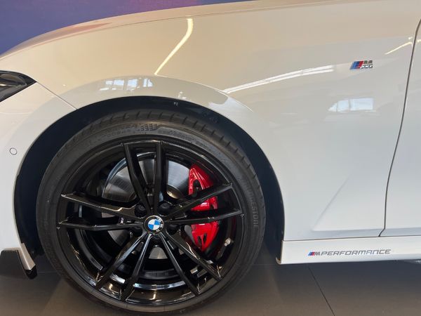 2024-BMW-3-Series-320i-Mzansi-Edition-Auto image:4