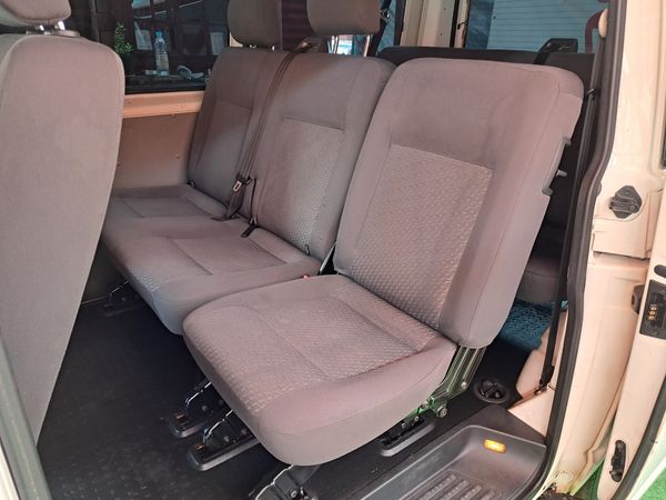 2014-Volkswagen-Transporter-T5-Crew-Bus-20-BiTDI-SWB-132kW-Auto-Panel-Van image:8