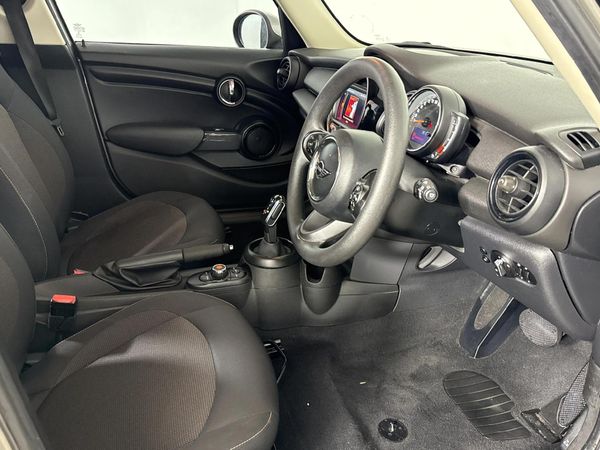 2019-MINI-Hatch-One-15T-5-dr-Auto image:9