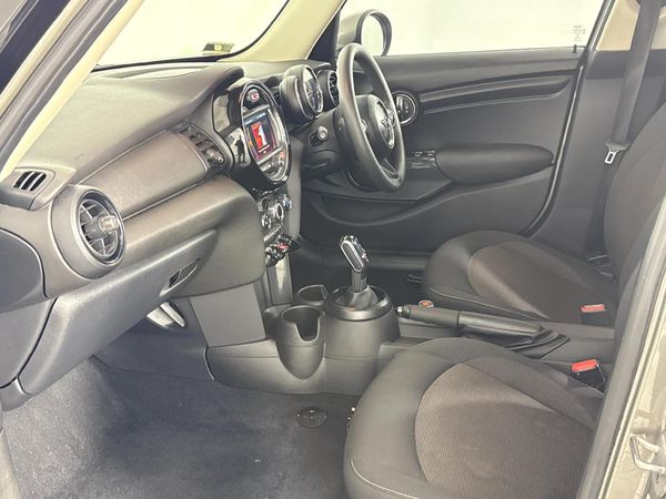 2019-MINI-Hatch-One-15T-5-dr-Auto image:8