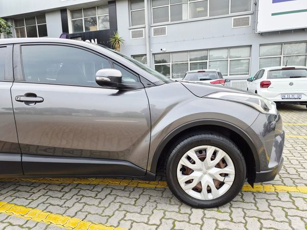 2018-Toyota-C-HR-12T image:11