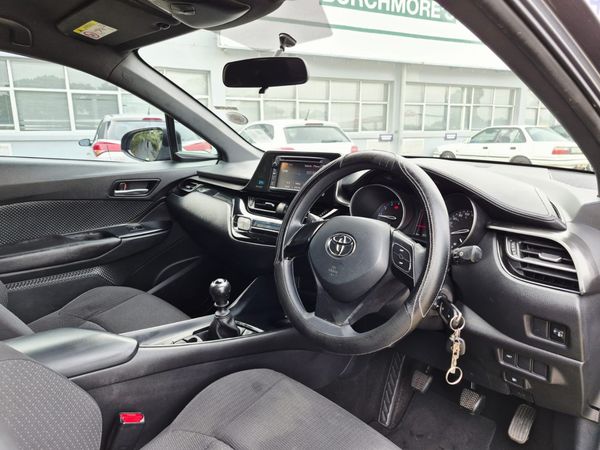 2018-Toyota-C-HR-12T image:14