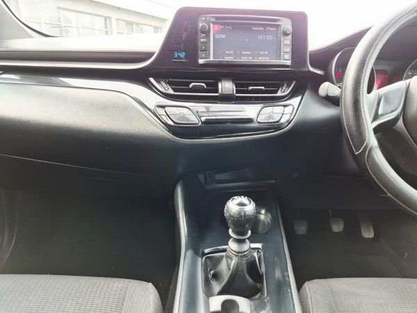 2018-Toyota-C-HR-12T image:20