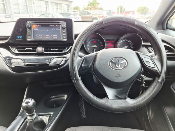 2018-Toyota-C-HR-12T image:24