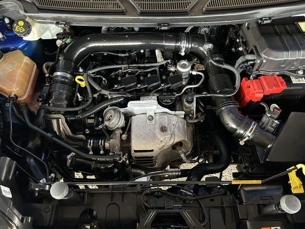 2016-Ford-EcoSport-10-EcoBoost-Trend image:9