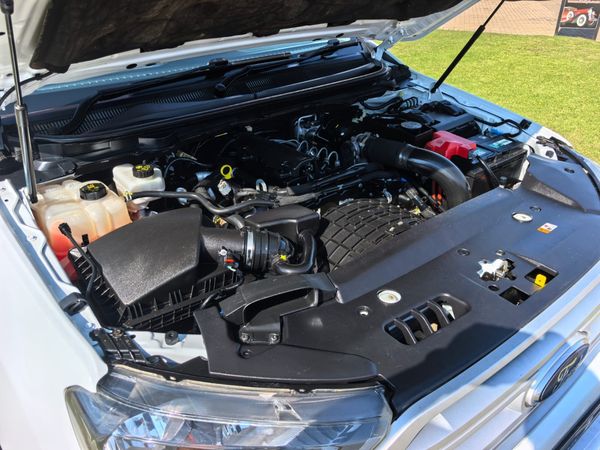 2017-Ford-Everest-22-TDCi-XLS-Auto image:25