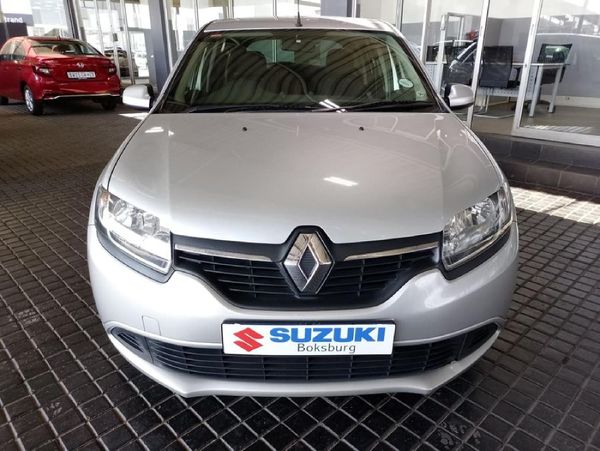 2015-Renault-Sandero-900T-Expression image:1