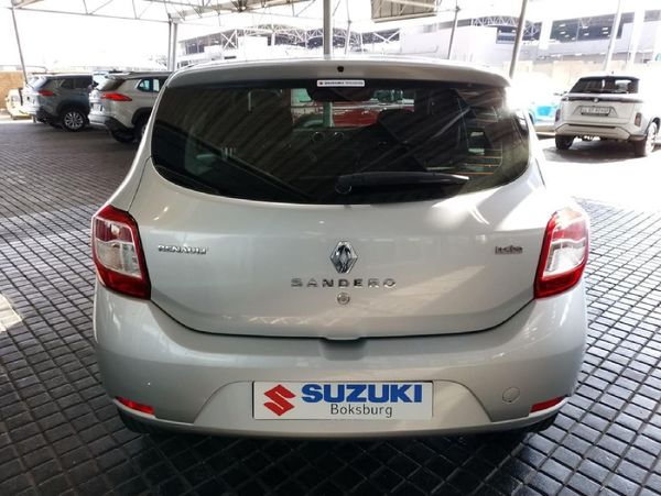 2015-Renault-Sandero-900T-Expression image:5
