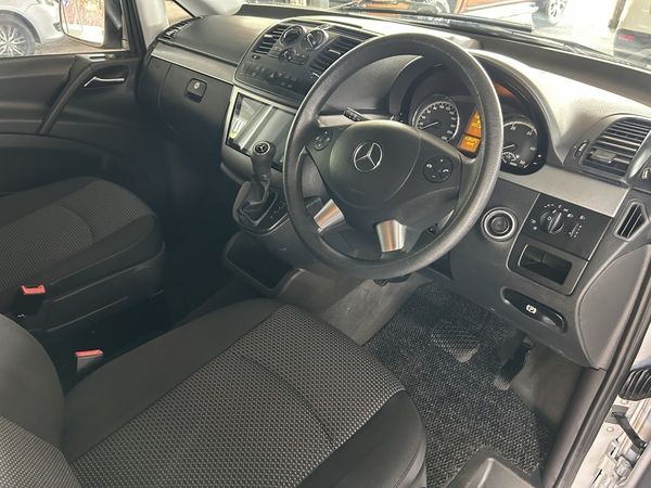 2014-Mercedes-Benz-Vito-122-CDI-Shuttle image:6