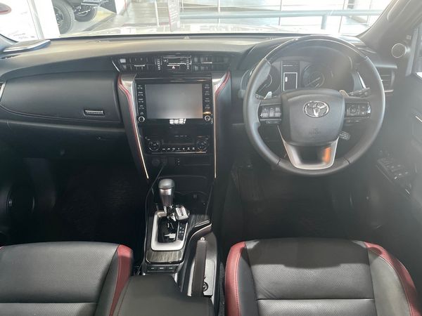 2026-Toyota-Fortuner-28-GD-6-VX-Auto image:5