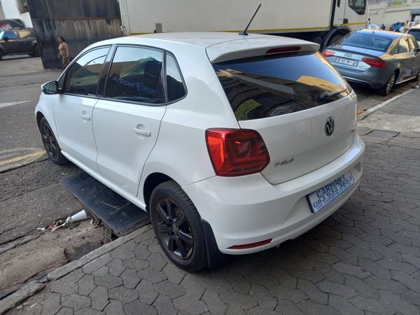 2016-Volkswagen-Polo-GP-12-TSI-Comfortline-66kW image:5