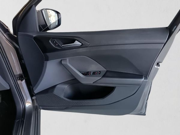 2019-Volkswagen-T-Cross-10-TSI-Comfortline-Auto image:14