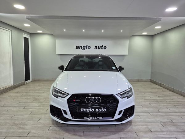 2018-Audi-RS3-Sedan-quattro image:1