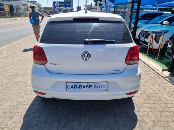 2020-Volkswagen-Polo-Vivo-14-Comfortline-5-dr image:9