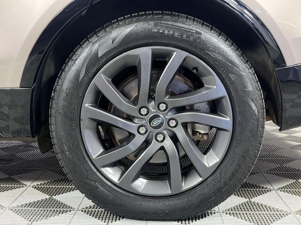 2023-Land-Rover-Discovery-30-TD-HSE-R-Dynamic-D300 image:6