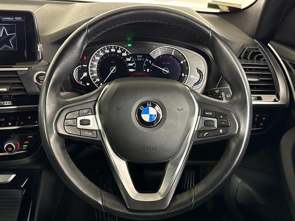 2019-BMW-X3-sDrive18d image:11