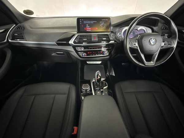 2019-BMW-X3-sDrive18d image:1