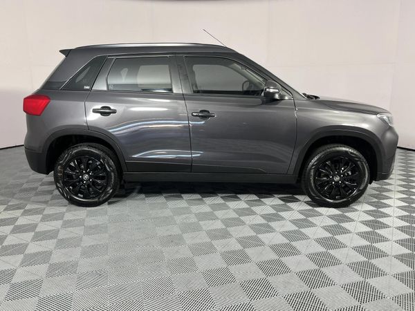 2022-Toyota-Urban-Cruiser-15-Xs image:15